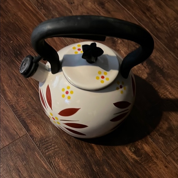 Floral Patterned Teapot with Black Handle - Picture 2 of 5